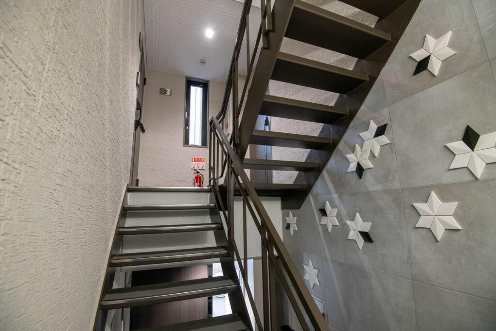 Appartement 浅草禅心居201室 浅草駅徒歩15分 2024年4月ニューオープン 43平米丸貸し切り ダブルベット2台と畳敷き布団2組 家庭式用品設備完備 Tokio